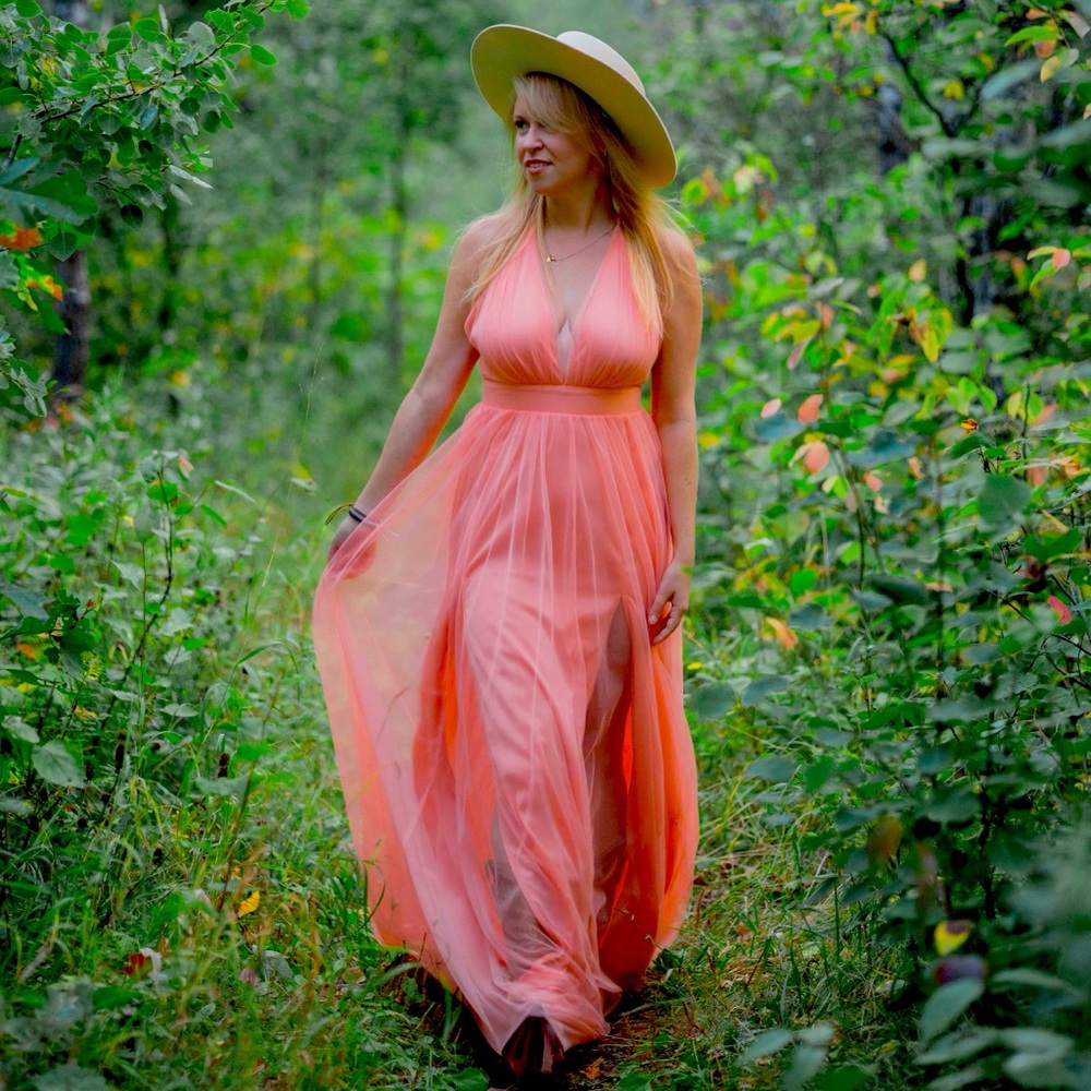 Gorgeous peach dress